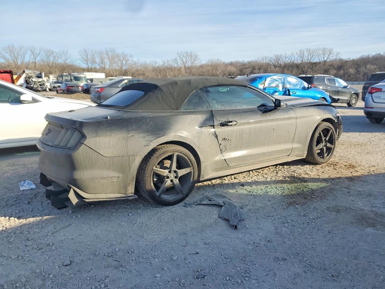 2017 Ford Mustang - Фото 3