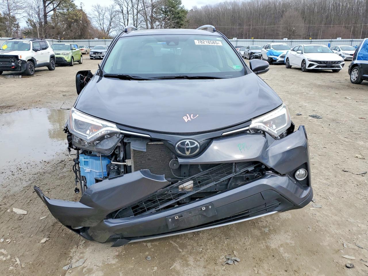2017 Toyota Rav4 Limited - Image 5