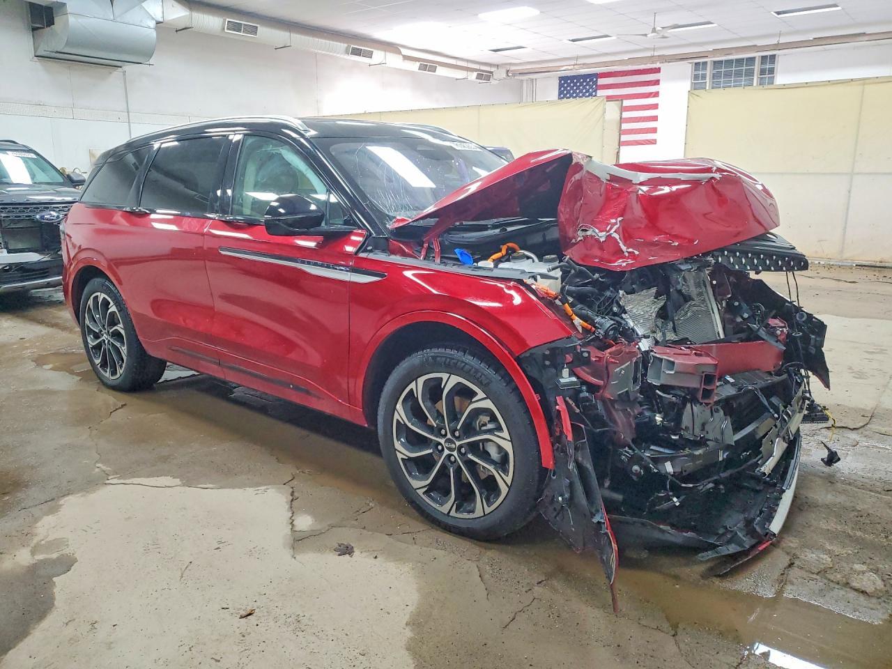 2025 Lincoln Nautilus Reserve - Фото 4