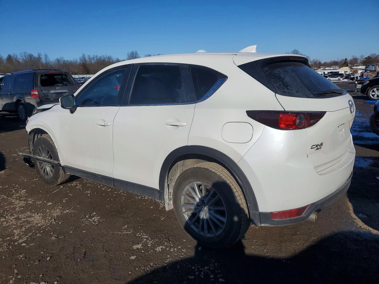 2017 Mazda Cx-5 Touring - Image 2