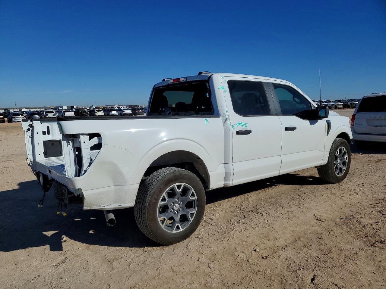 2025 Ford F150 Stx - Фото 3