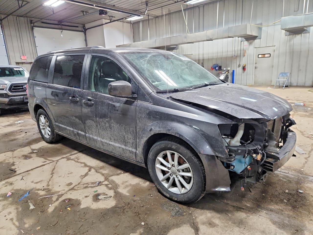 2019 Dodge Grand Caravan Sxt - Image 4