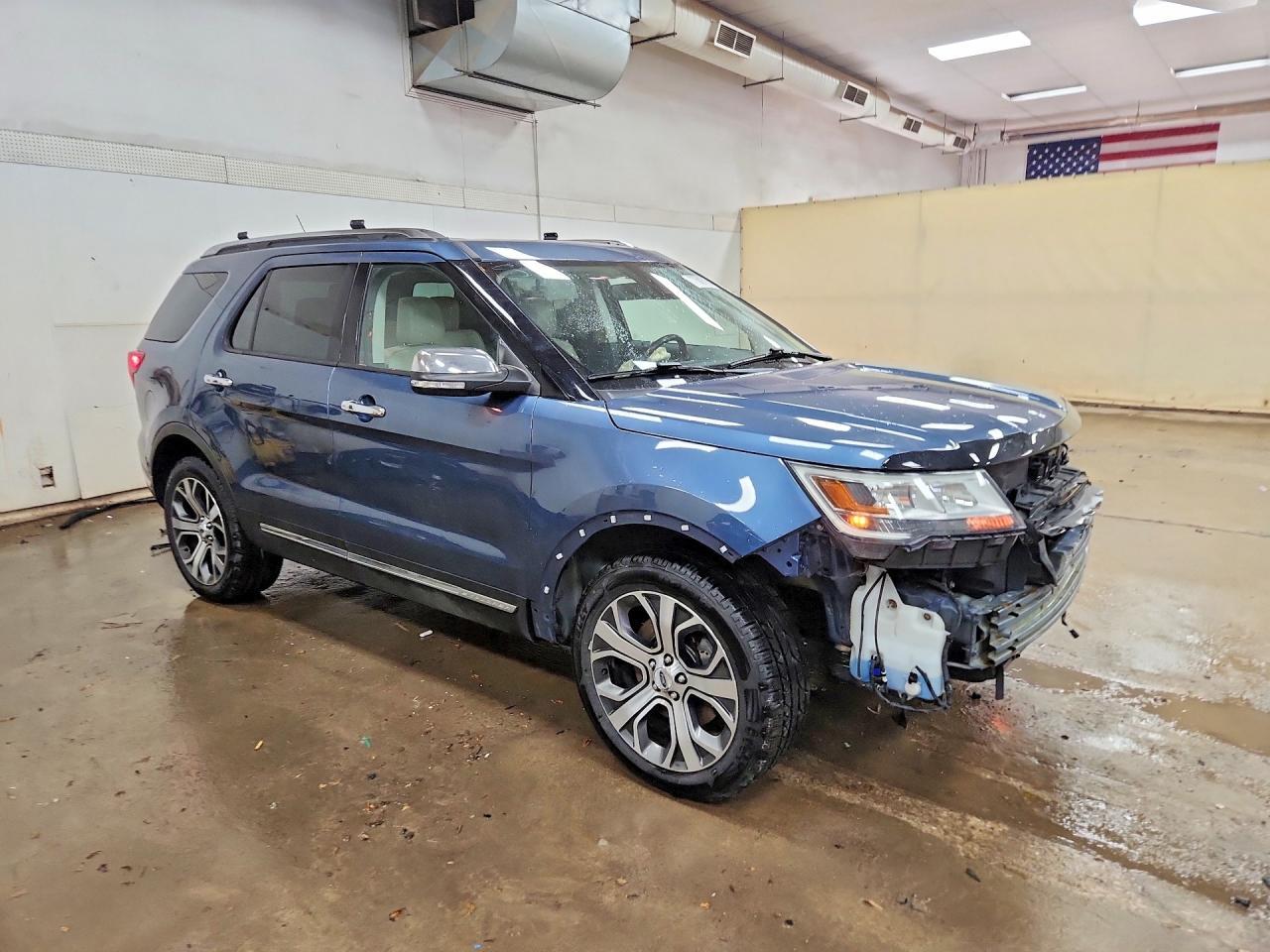 2019 Ford Explorer Limited - Фото 4
