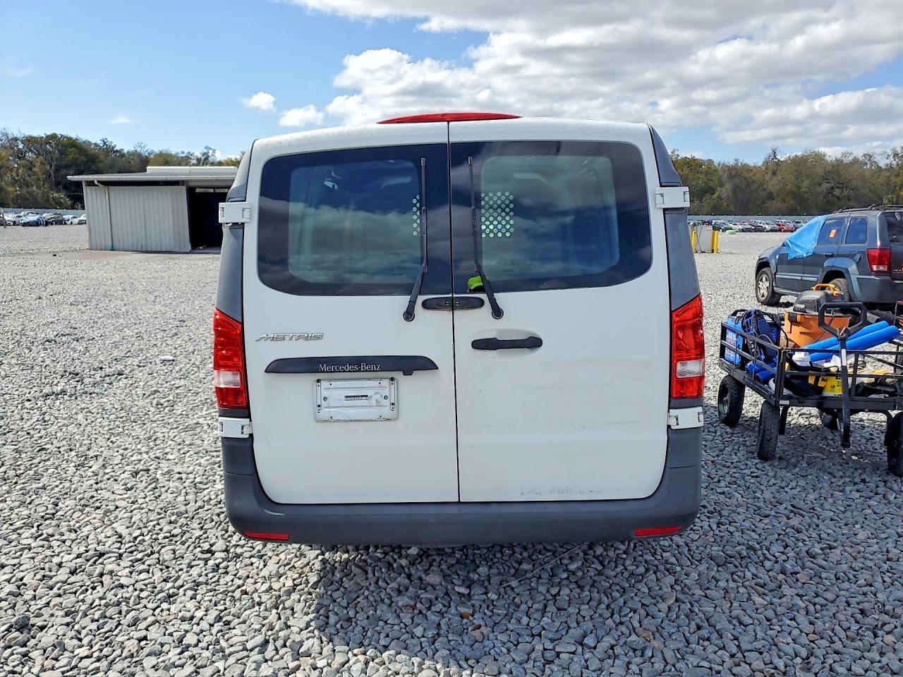 2016 Mercedes-Benz Metris - Image 6