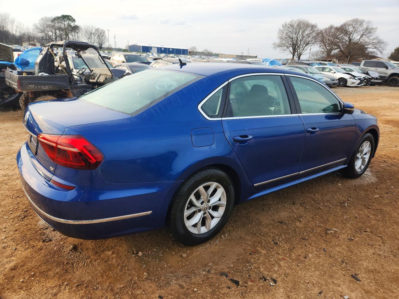 2017 Volkswagen Passat S - Image 3
