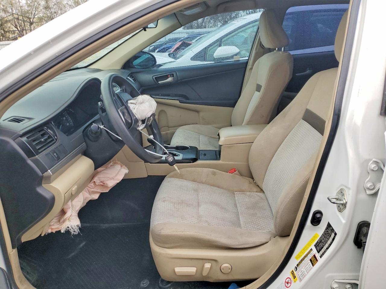 2012 Toyota Camry Le - Image 7