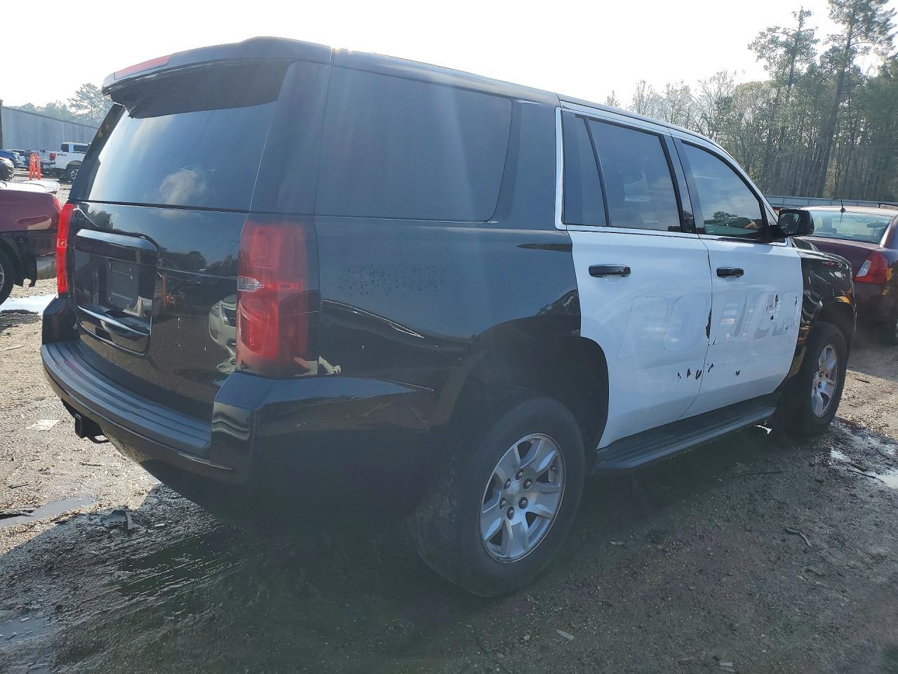 2017 Chevrolet Tahoe Police - Image 3