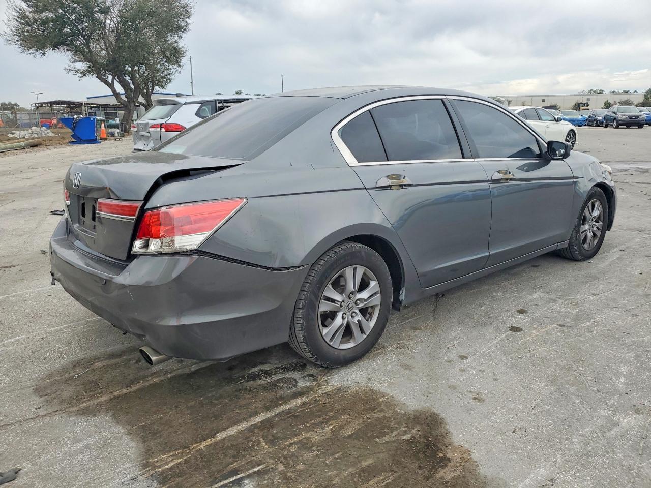 2012 Honda Accord Lxp - Фото 3