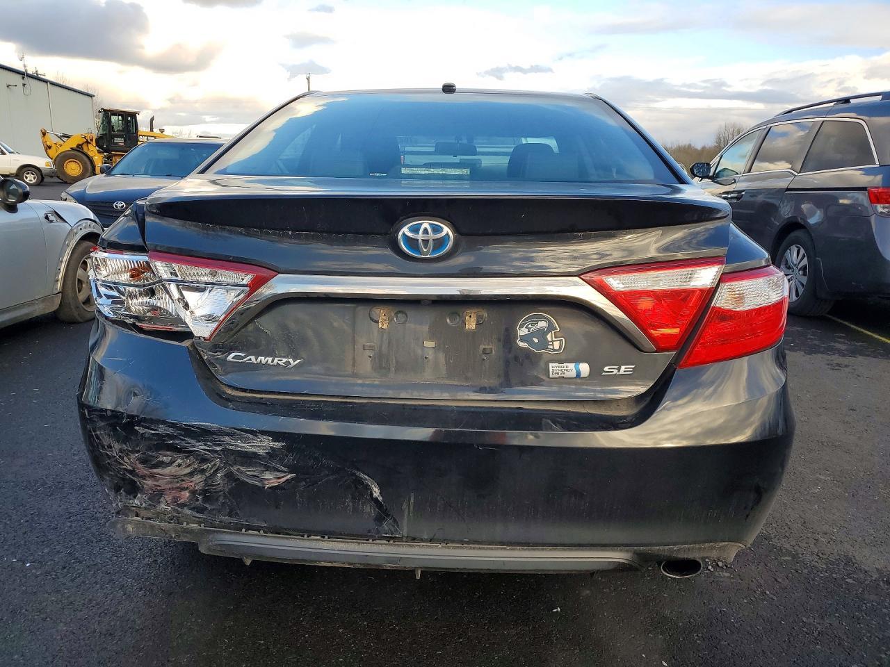 2017 Toyota Camry - Фото 6