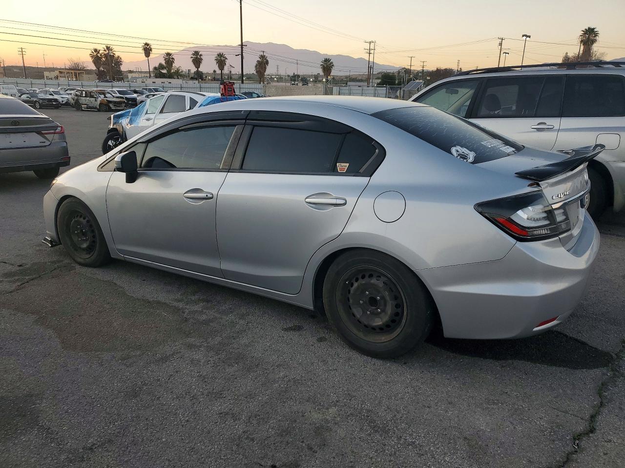 2015 Honda Civic Lx - Фото 2