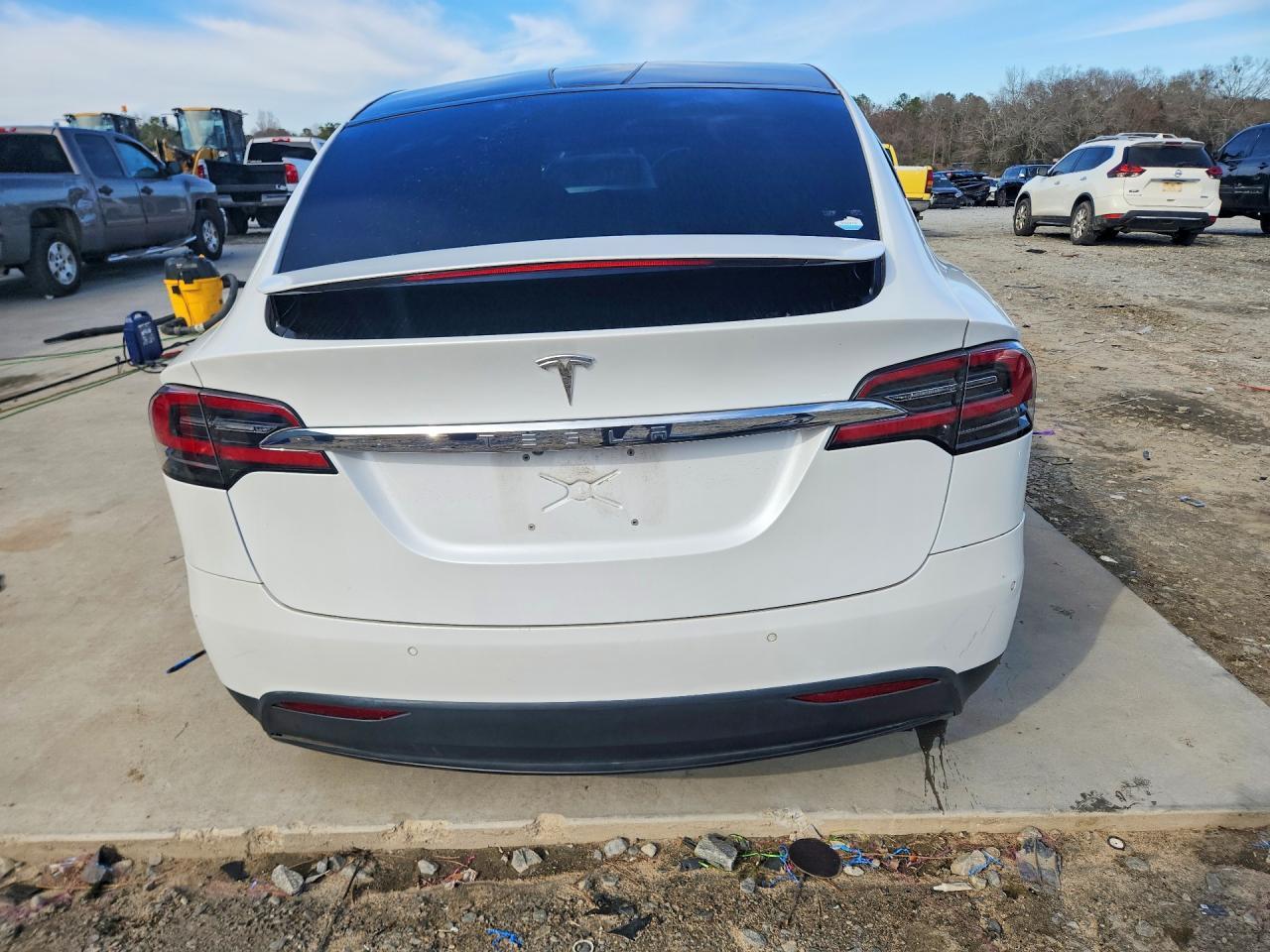 2020 Tesla Model X - Image 6