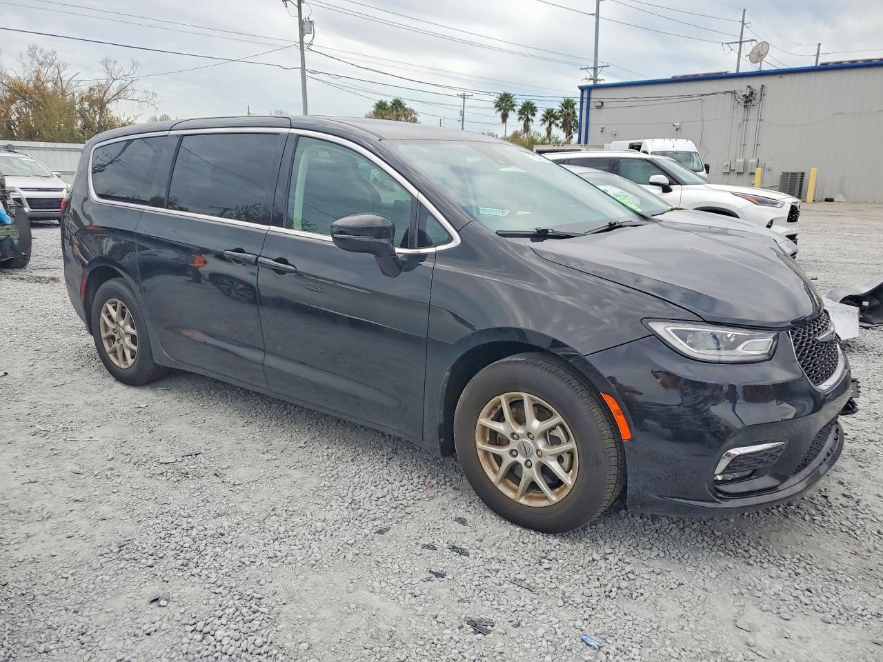 2024 Chrysler Pacifica Touring L - Фото 4