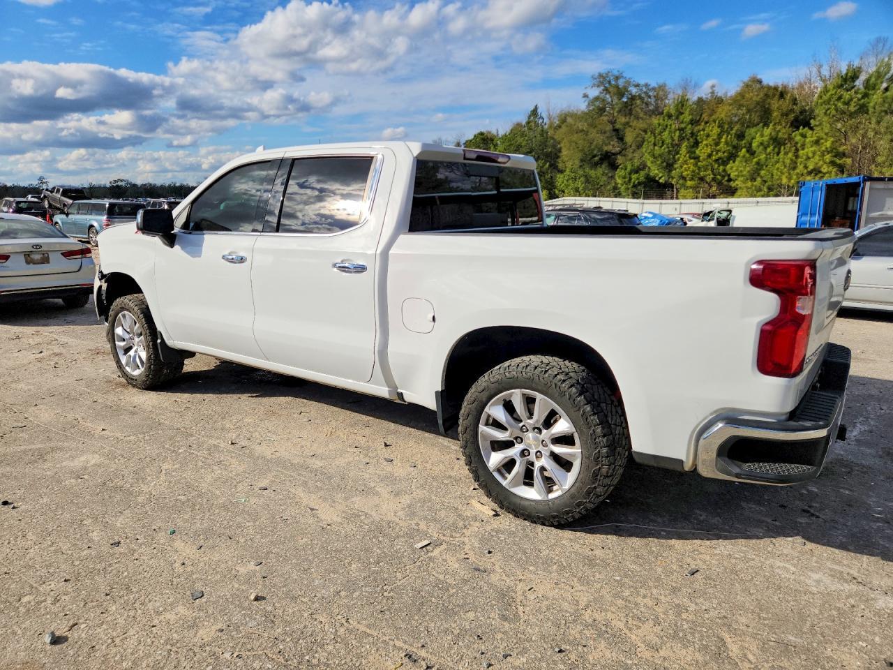 2022 Chevrolet Silverado K1500 Ltz - Image 2