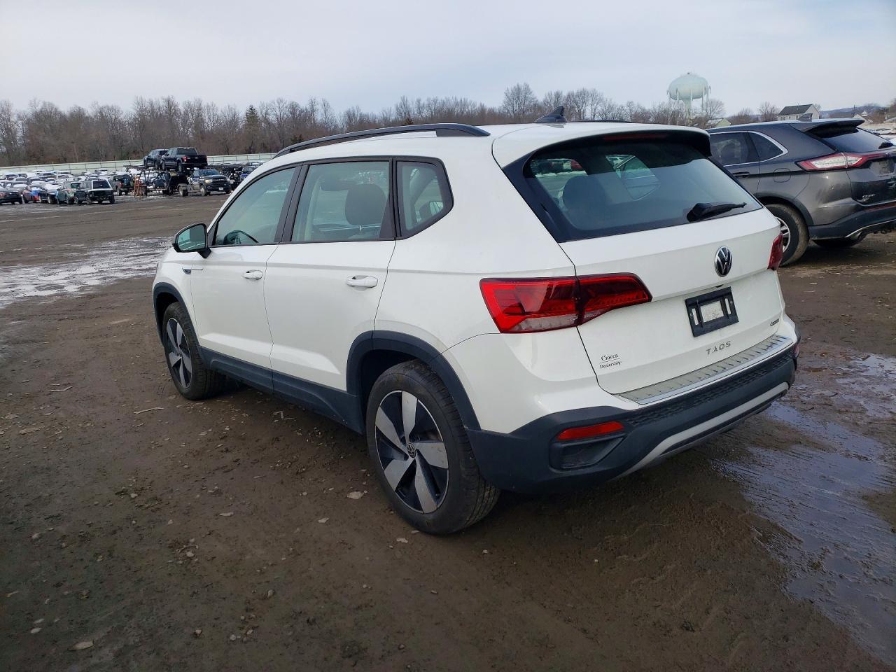 2024 Volkswagen Taos S - Фото 2