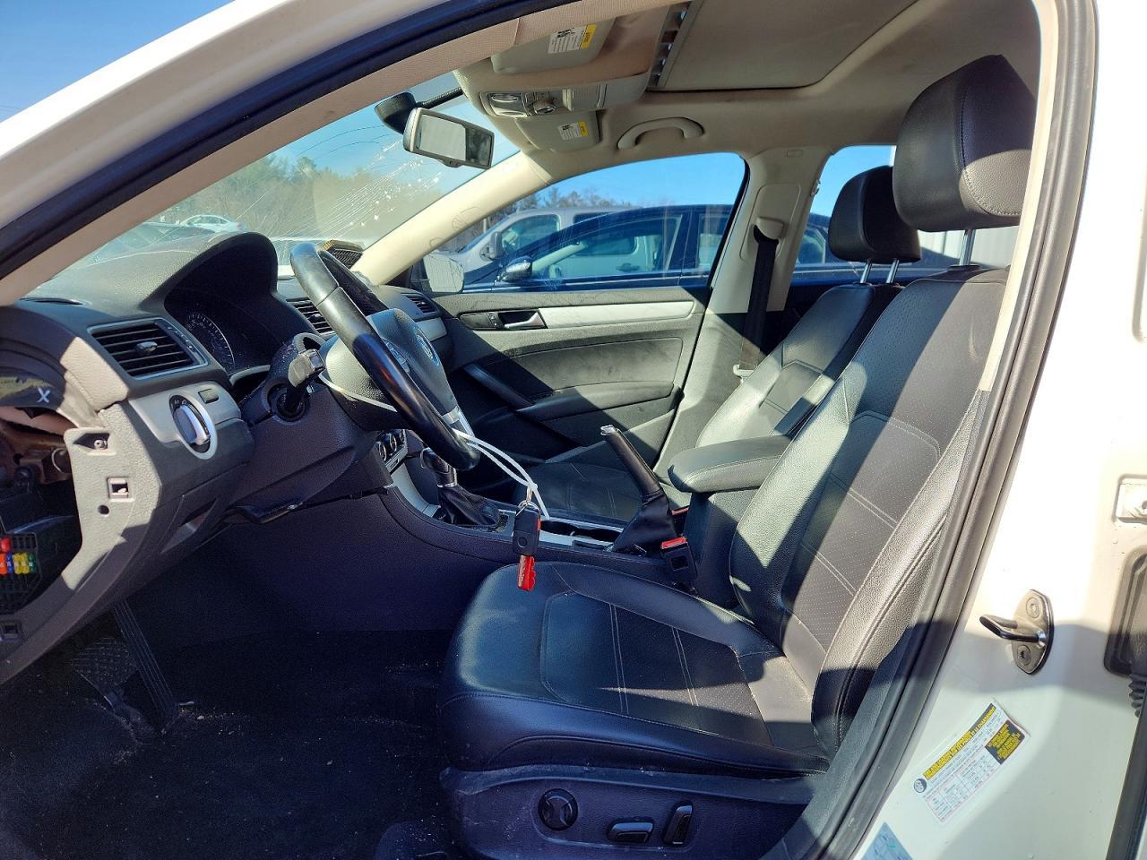 2013 Volkswagen Passat Se - Image 7