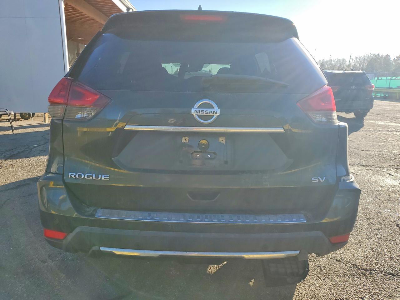 2019 Nissan Rogue S - Image 6