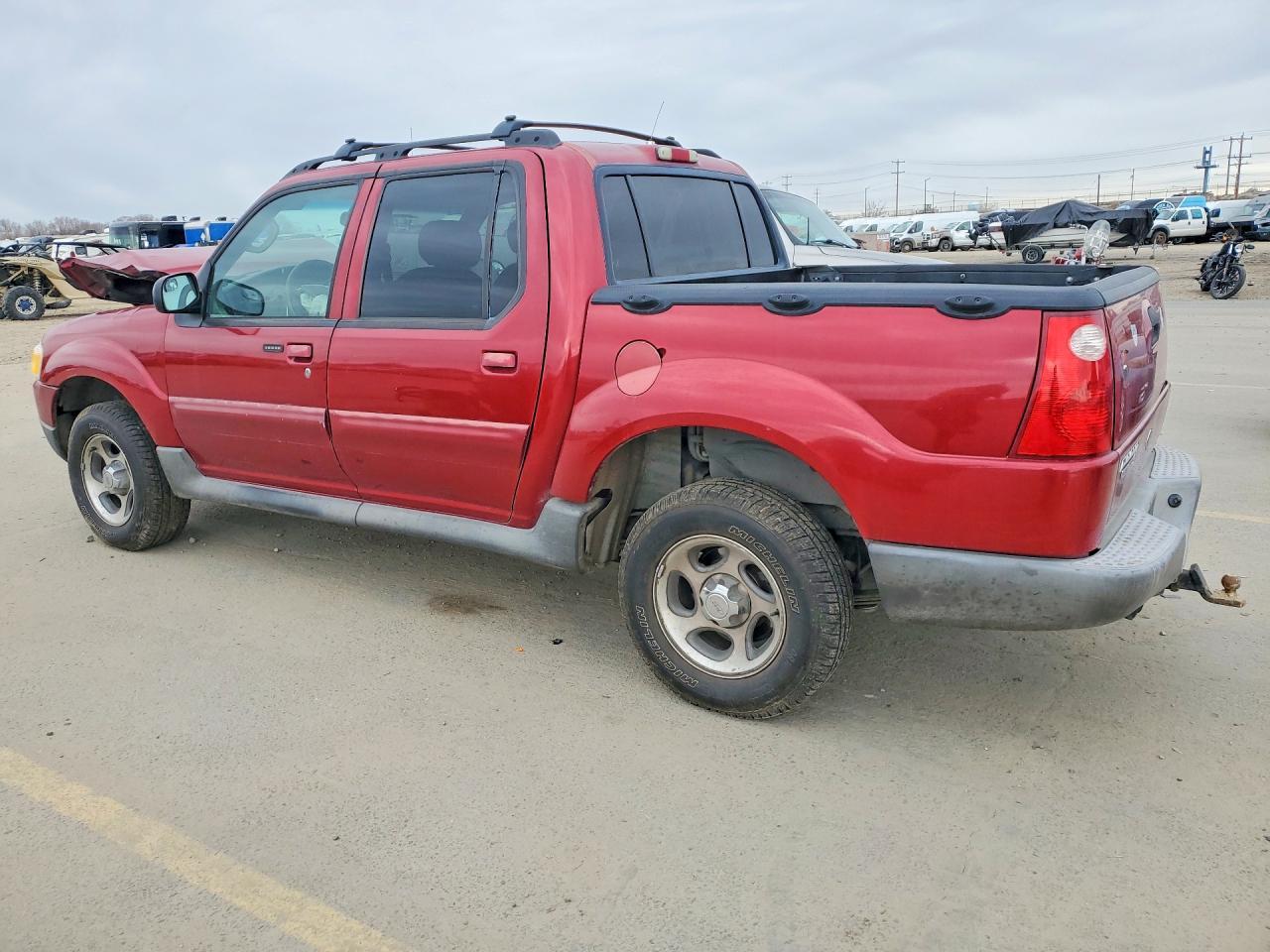 2005 Ford Explorer Sport Trac - Фото 2