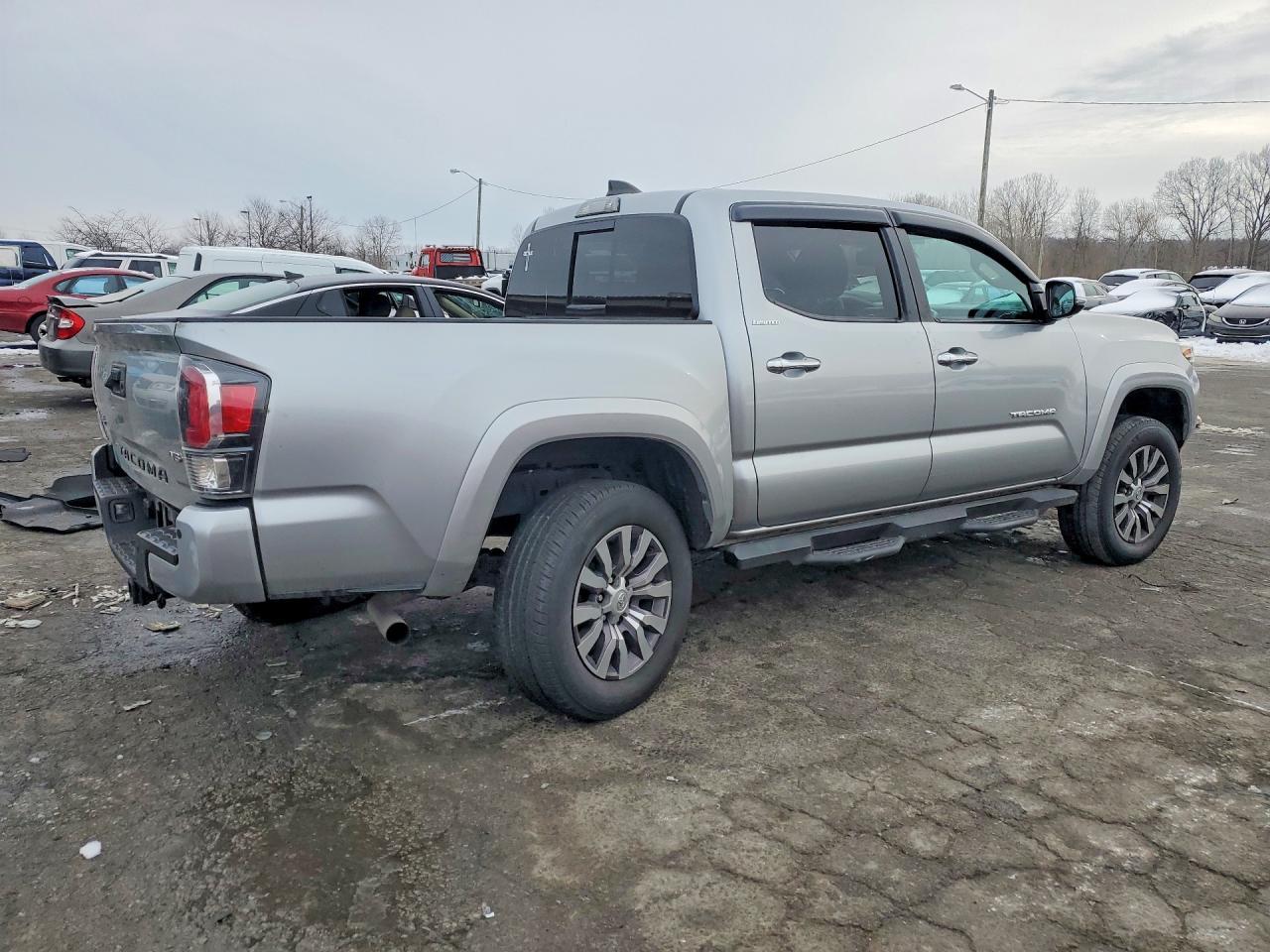 2022 Toyota Tacoma Double Cab - Фото 3