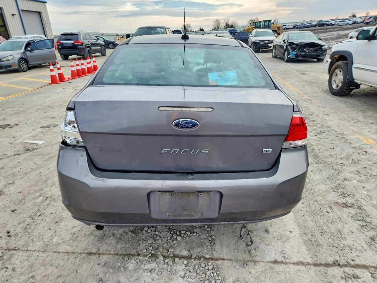 2011 Ford Focus Se - Фото 6