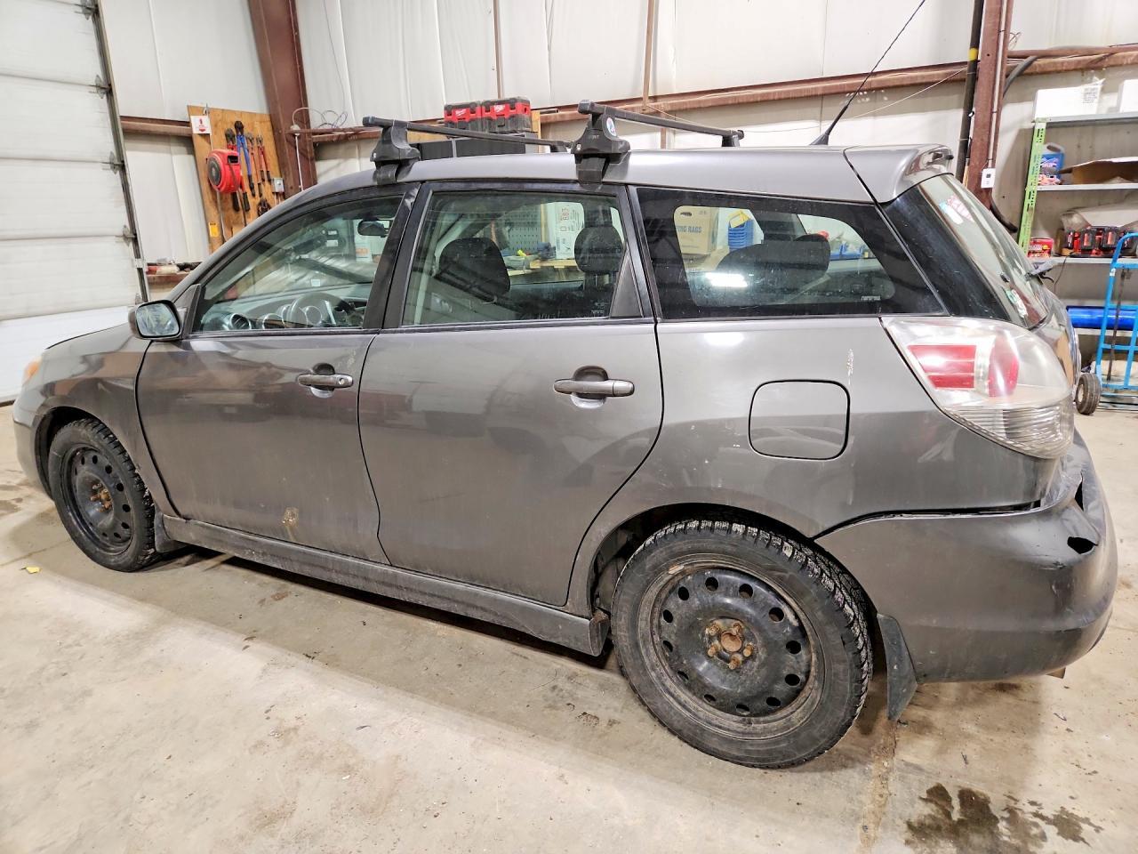 2006 Toyota Matrix - Image 2
