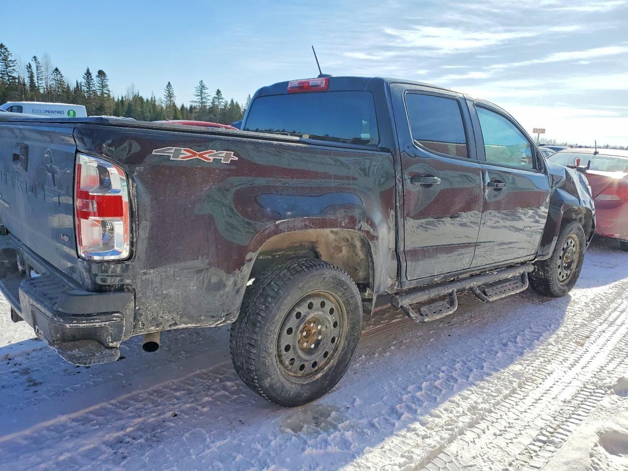 2022 Chevrolet Colorado - Image 3