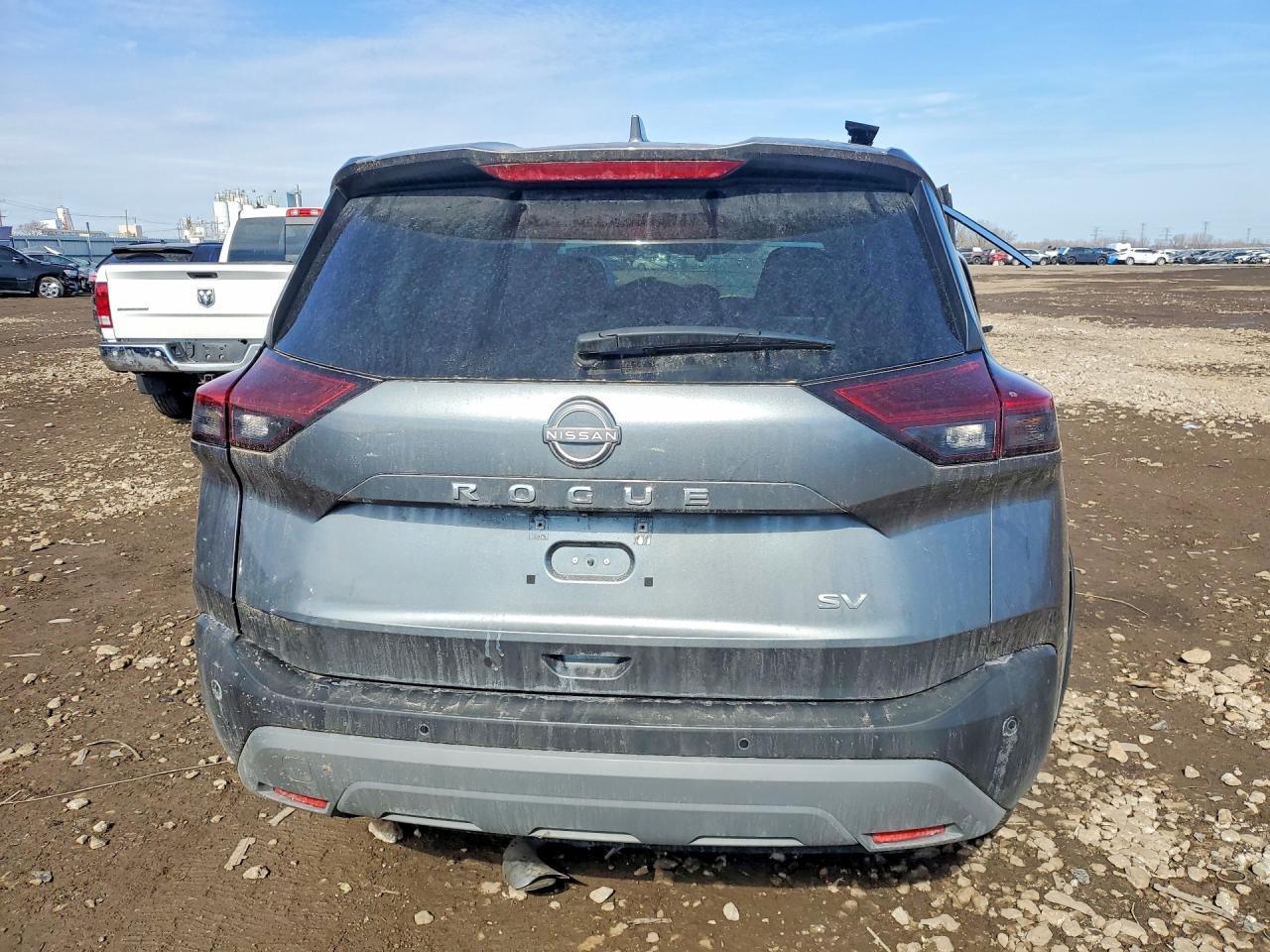 2023 Nissan Rogue Sv - Image 6