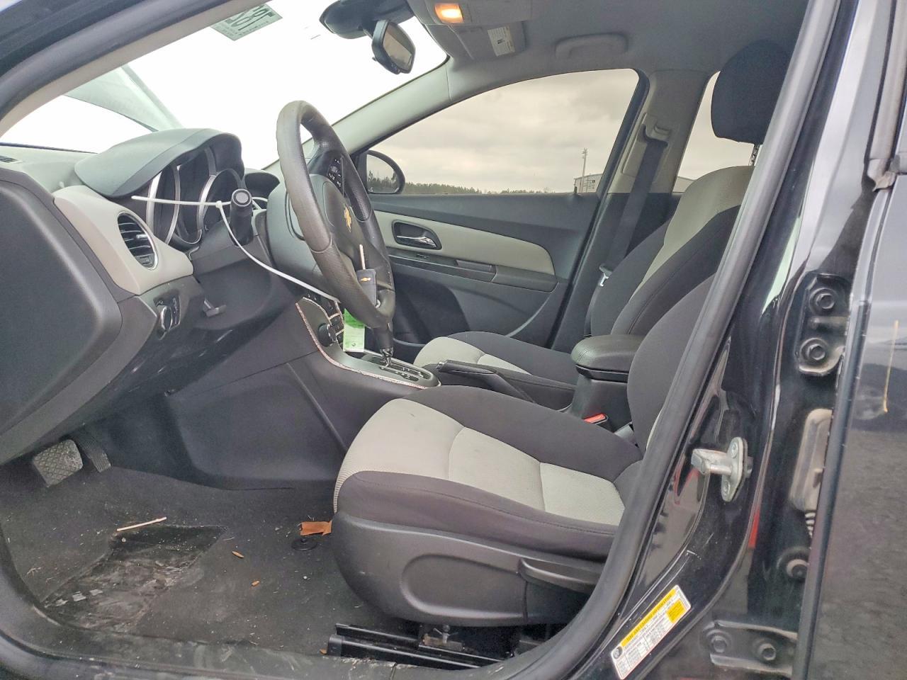 2013 Chevrolet Cruze Ls - Фото 7