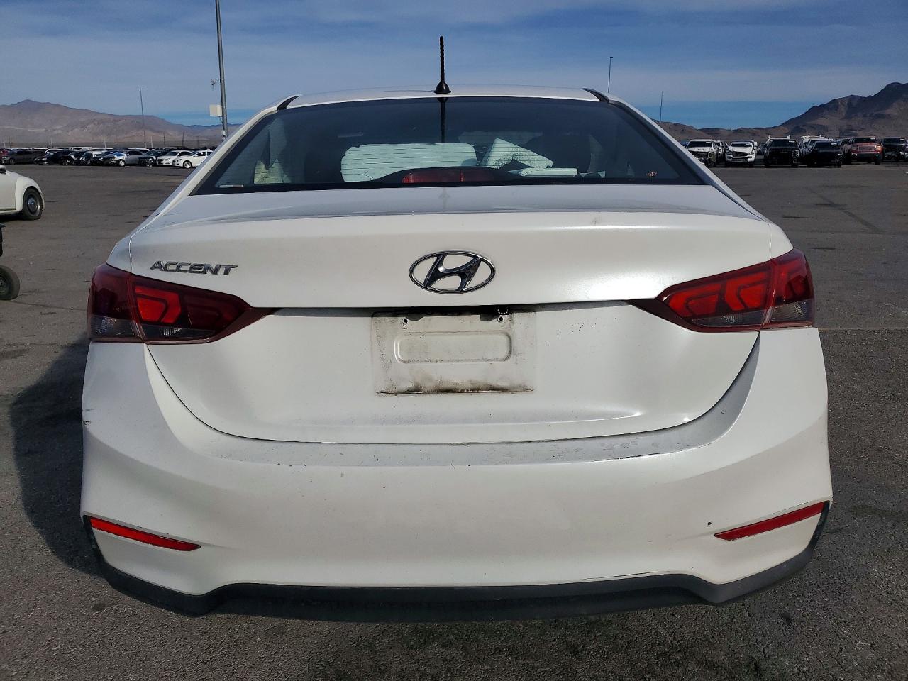 2018 Hyundai Accent Se - Фото 6