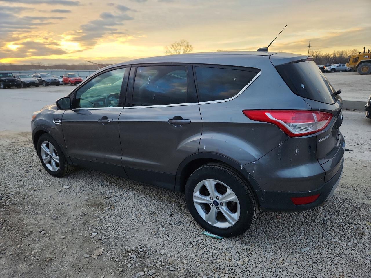 2014 Ford Escape Se - Image 2