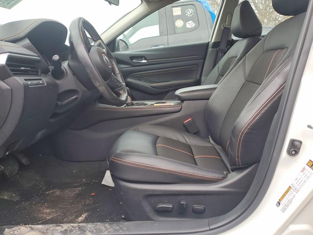 2022 Nissan Altima Sr - Image 7