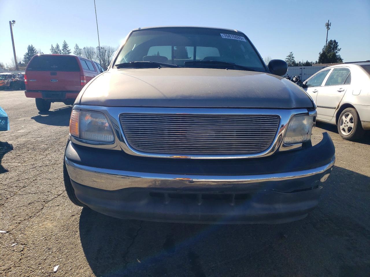 2003 Ford F150 Supercrew - Image 5