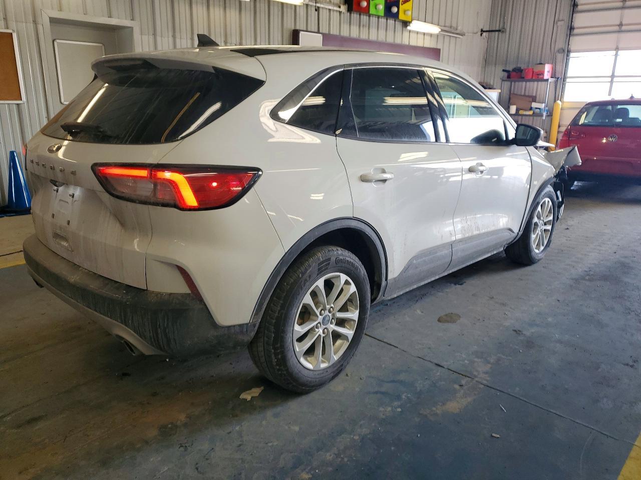 2022 Ford Escape Se - Image 3