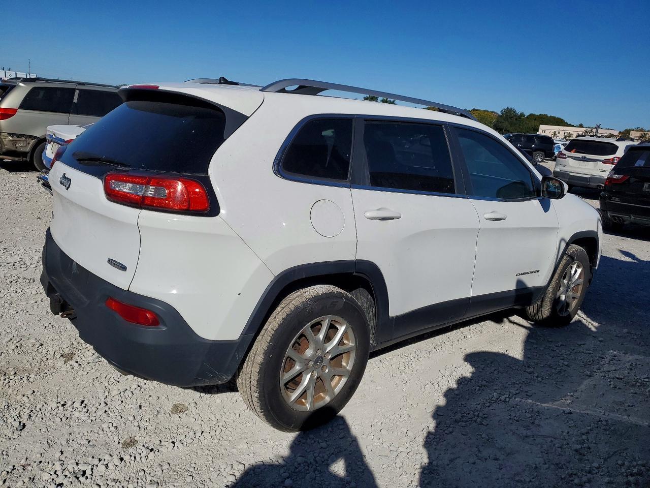 2014 Jeep Cherokee Latitude - Фото 3