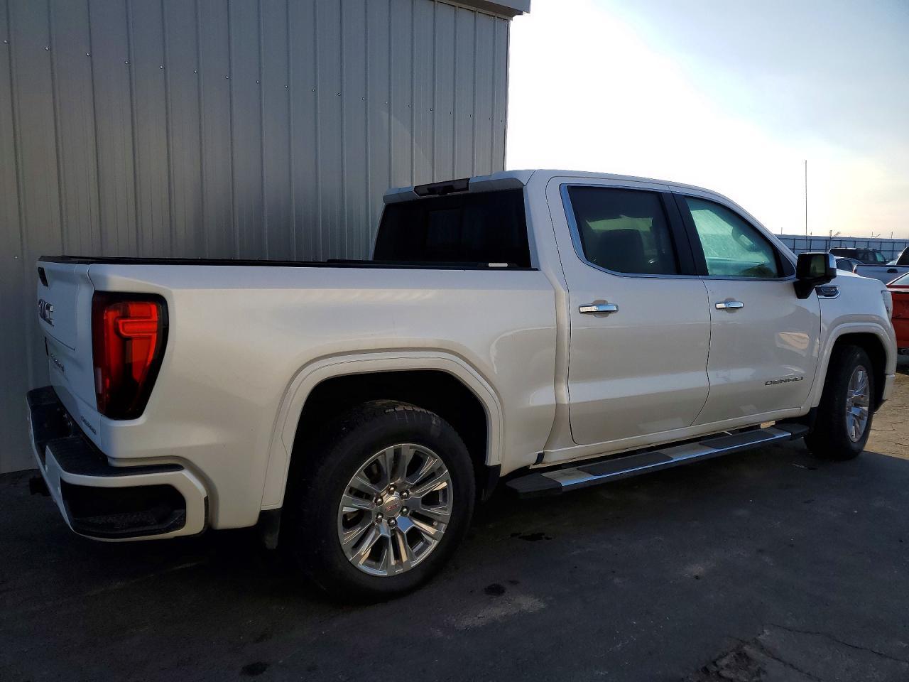 2022 GMC Sierra Limited C1500 Denali - Фото 3