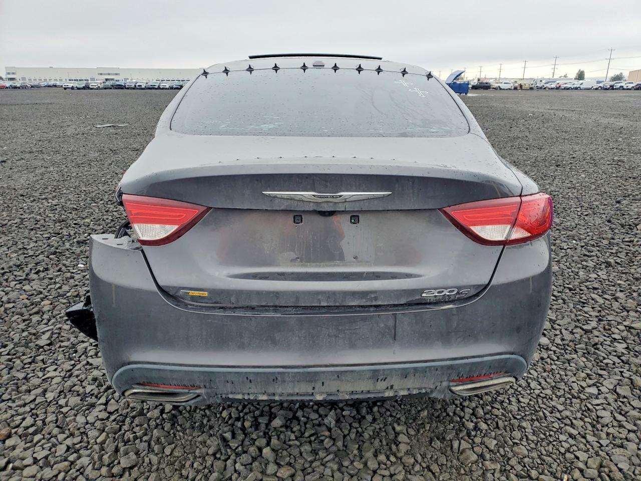2016 Chrysler 200 S - Фото 6