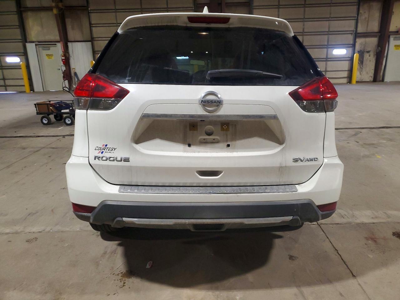 2017 Nissan Rogue S - Фото 6