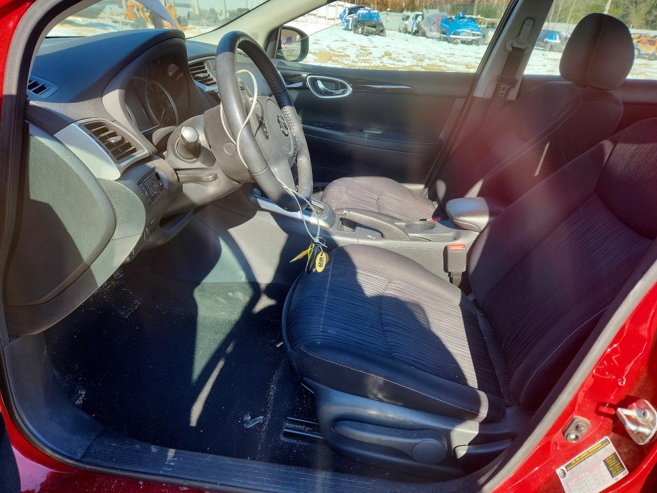 2019 Nissan Sentra S - Фото 7
