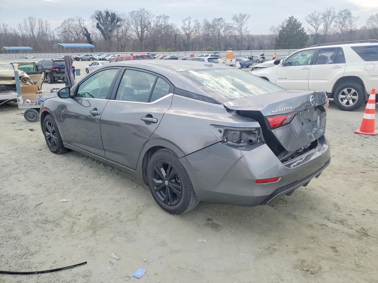 2023 Nissan Sentra Sv - Image 2