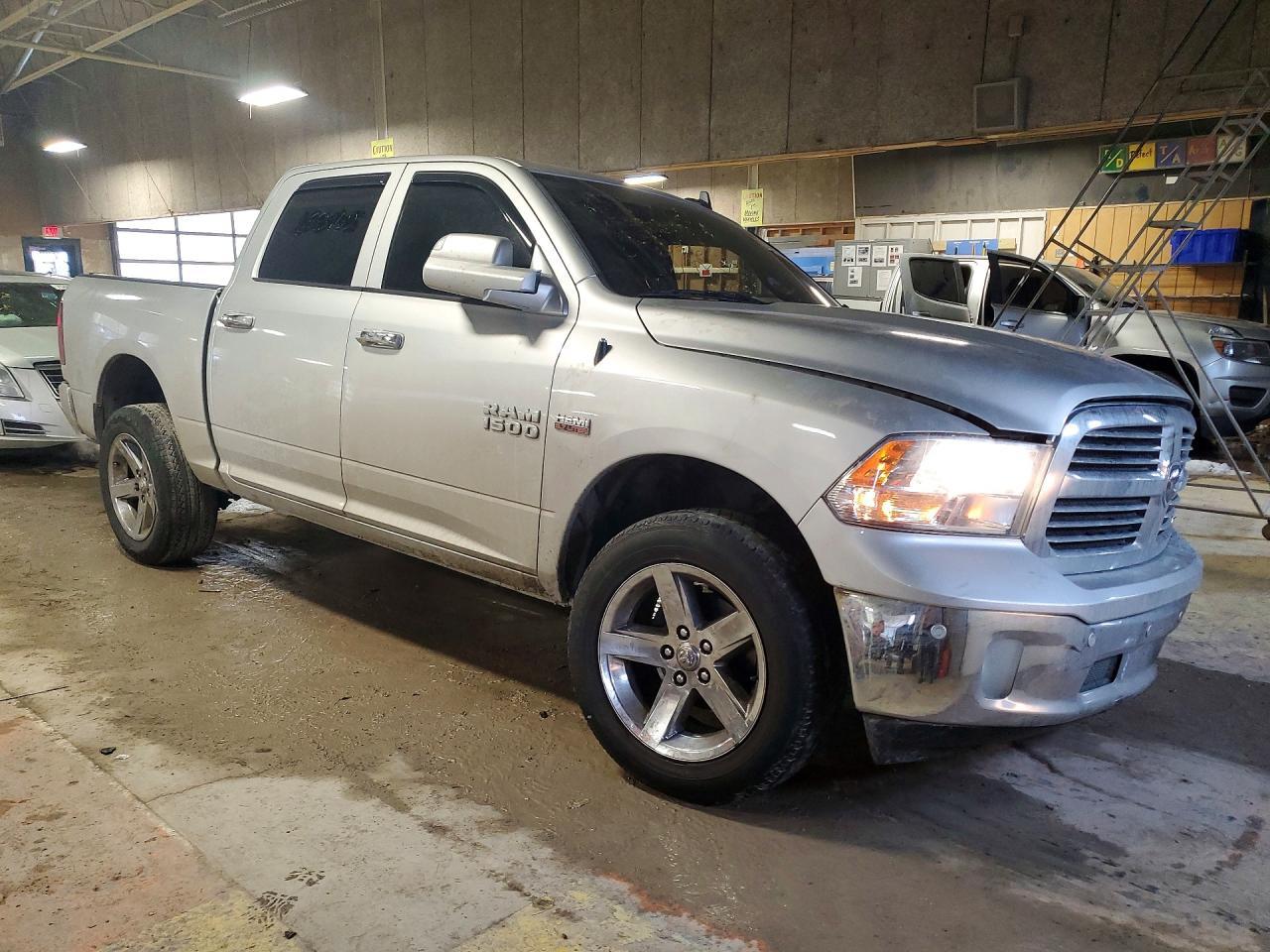 2017 Ram 1500 Slt - Image 4
