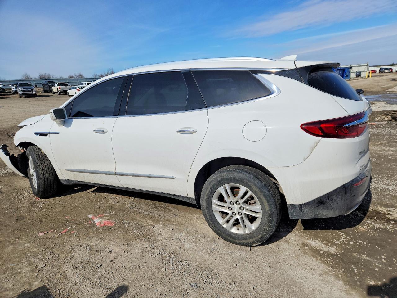 2018 Buick Enclave Essence - Фото 2