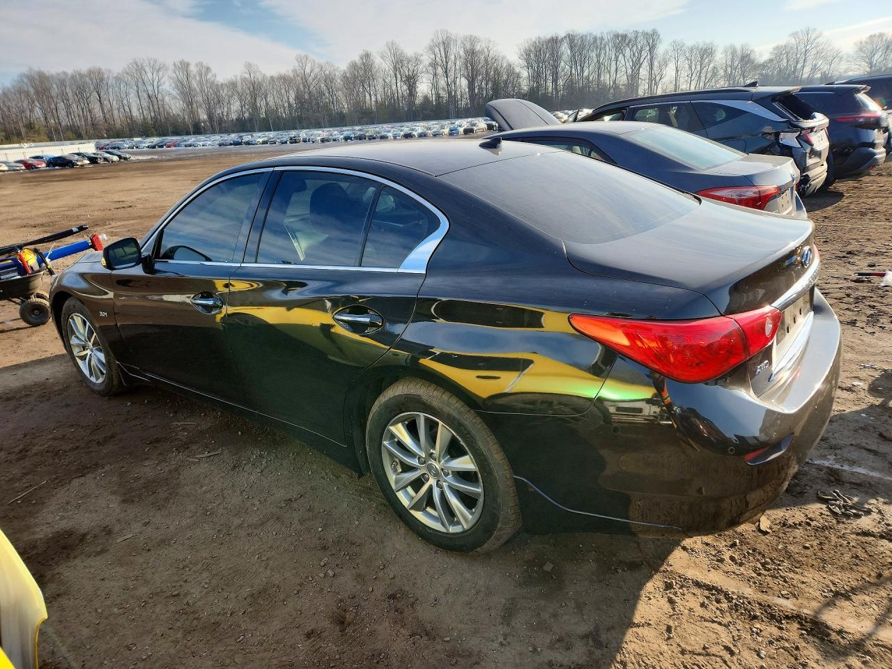 2017 Infiniti Q50 Premium - Фото 2