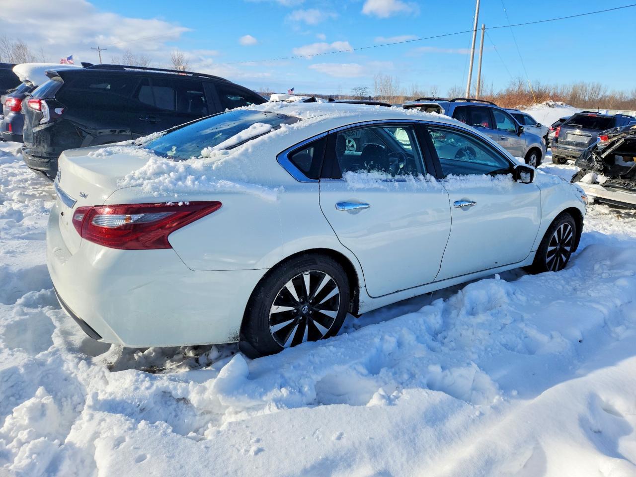 2018 Nissan Altima 2.5 - Image 3