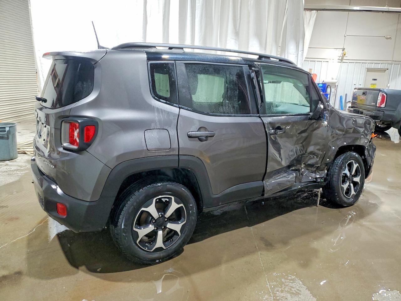 2021 Jeep Renegade Limited - Image 3
