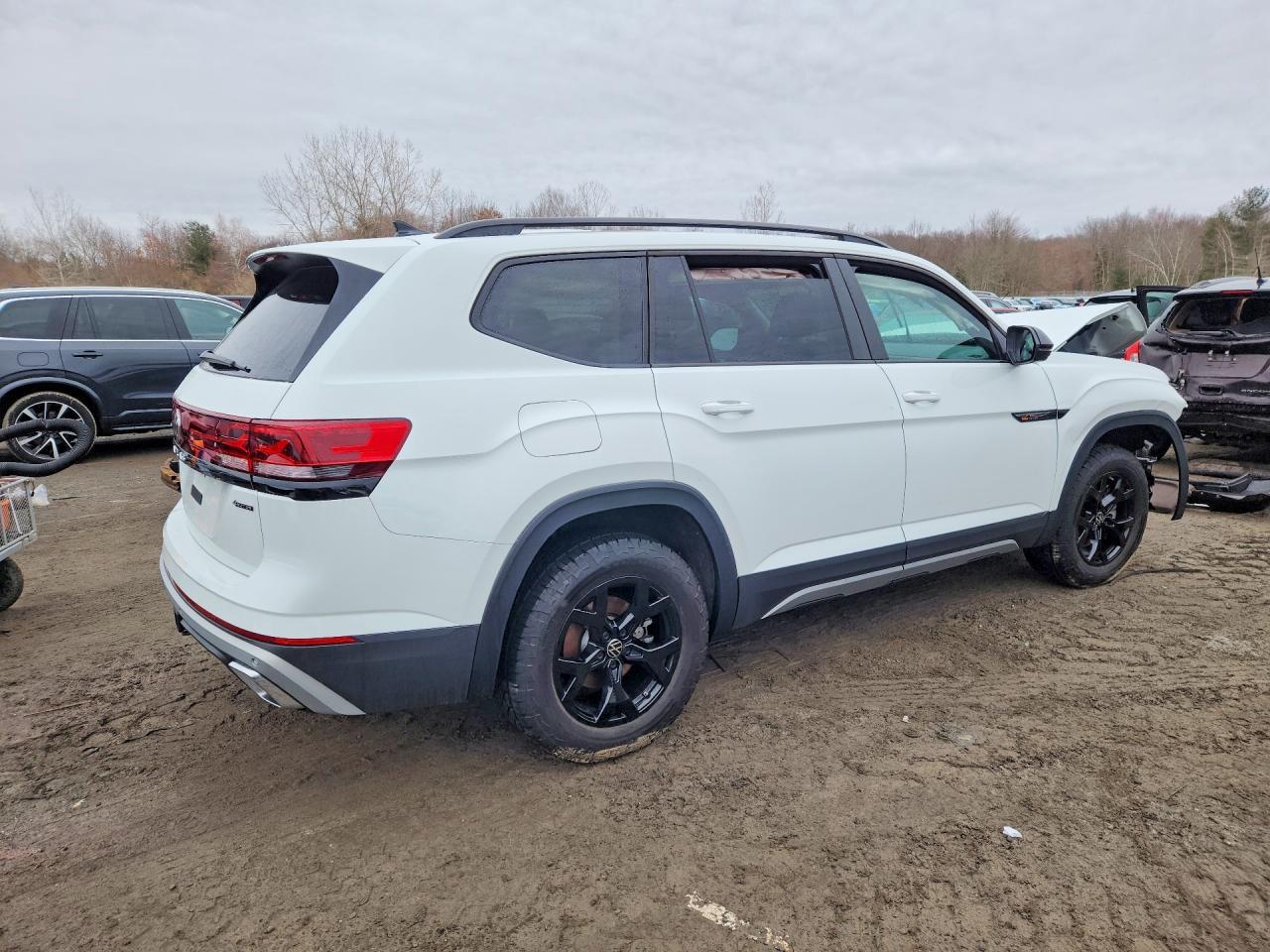 2025 Volkswagen Atlas Peak Edition Se - Фото 3