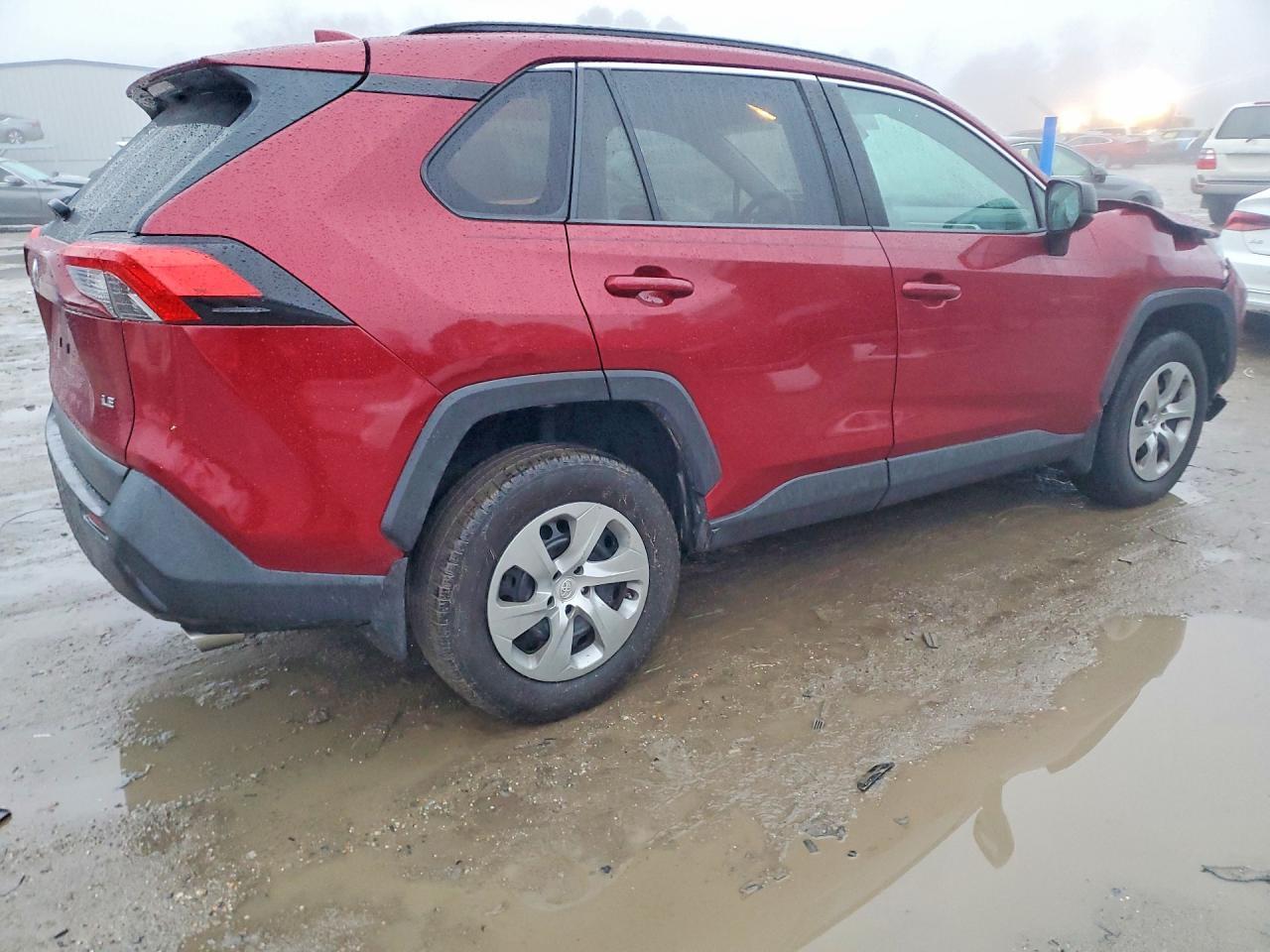 2020 Toyota Rav4 Le - Фото 3