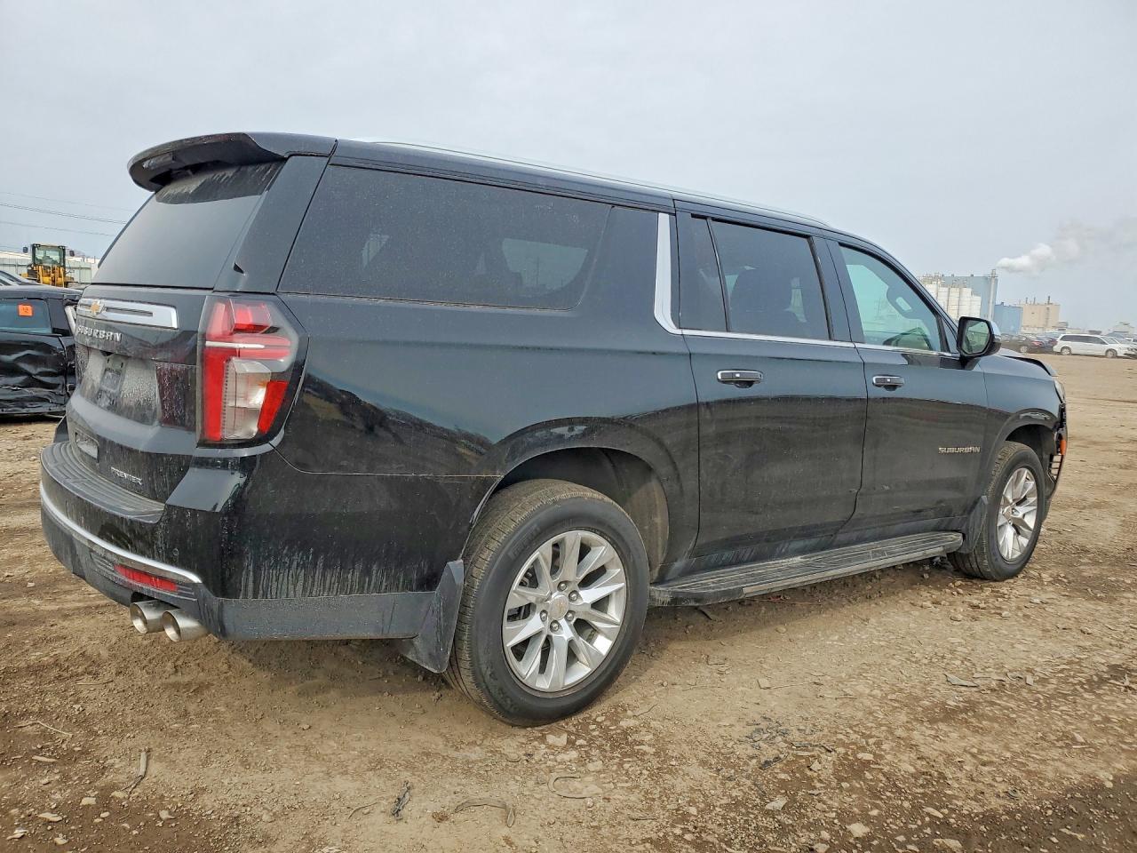 2023 Chevrolet Suburban K1500 Premier - Фото 3