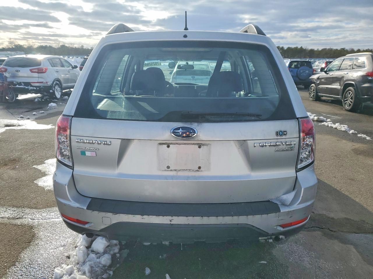 2010 Subaru Forester Xs - Image 6