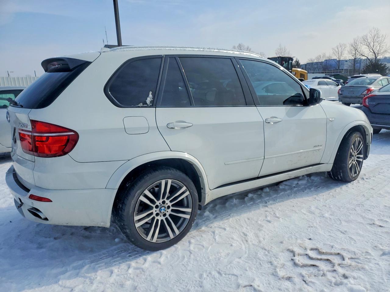 2013 BMW X5 xDrive35I - Фото 3