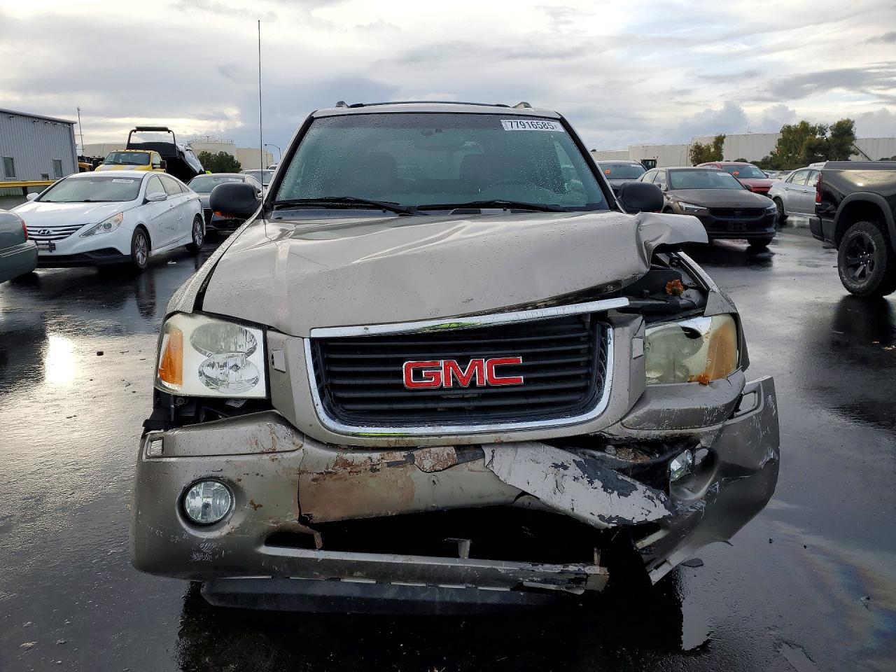 2003 GMC Envoy - Фото 5