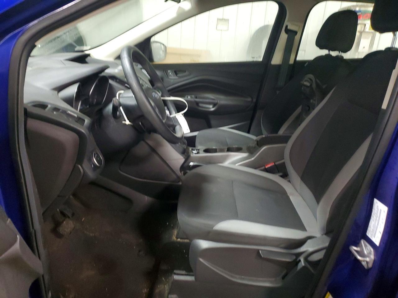 2014 Ford Escape S - Фото 7